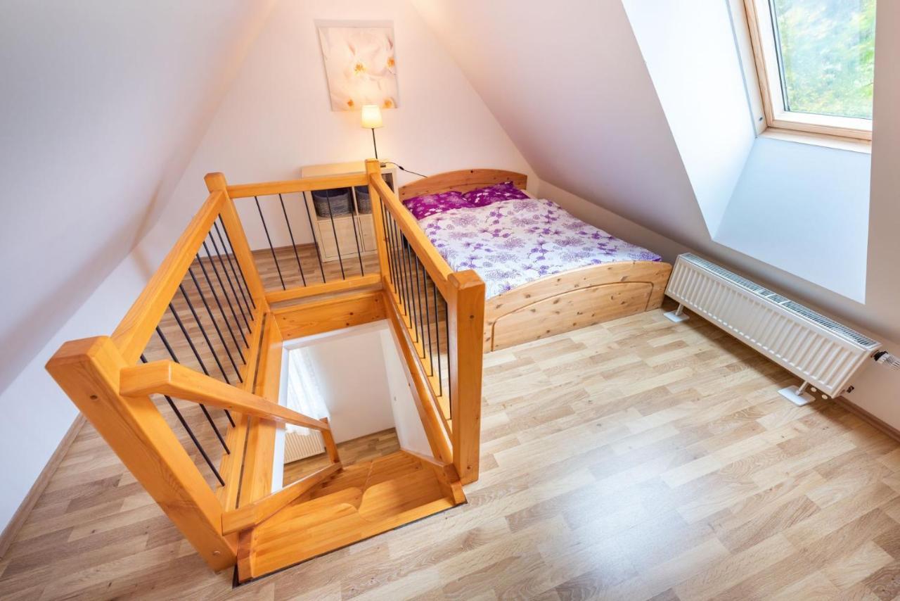 Apartmany Pod Krizovym Vrchem Adršpach エクステリア 写真
